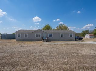 4260 Couch Rd, Ponder, TX 76259