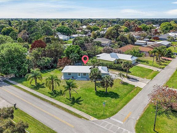 3rd image of 262 Easy Street