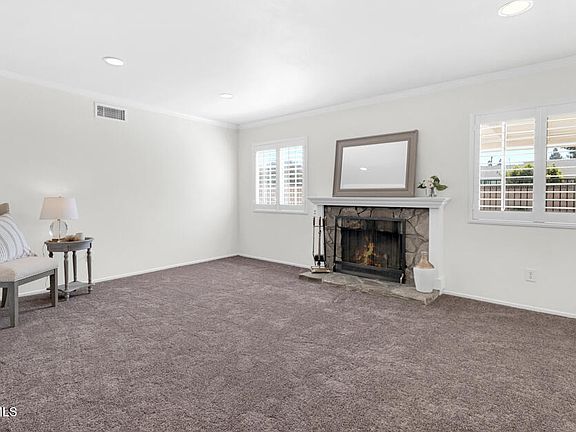5th image of 1556 Glacier St