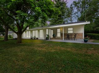 1911 Kroemer Rd, Fort Wayne, IN 46808