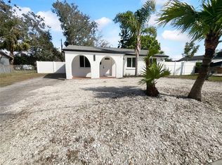 913 27th St E, Bradenton, FL 34208