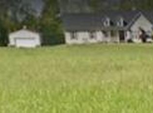 10045 Carrollton Rd, Campbellsburg, KY 40011