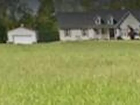 10045 Carrollton Rd, Campbellsburg, KY 40011