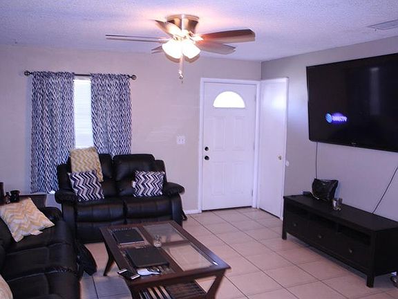 5th image of 6748 Lodge Ave