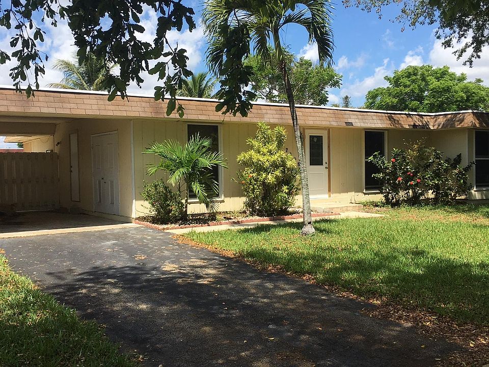 Front of house (left view)