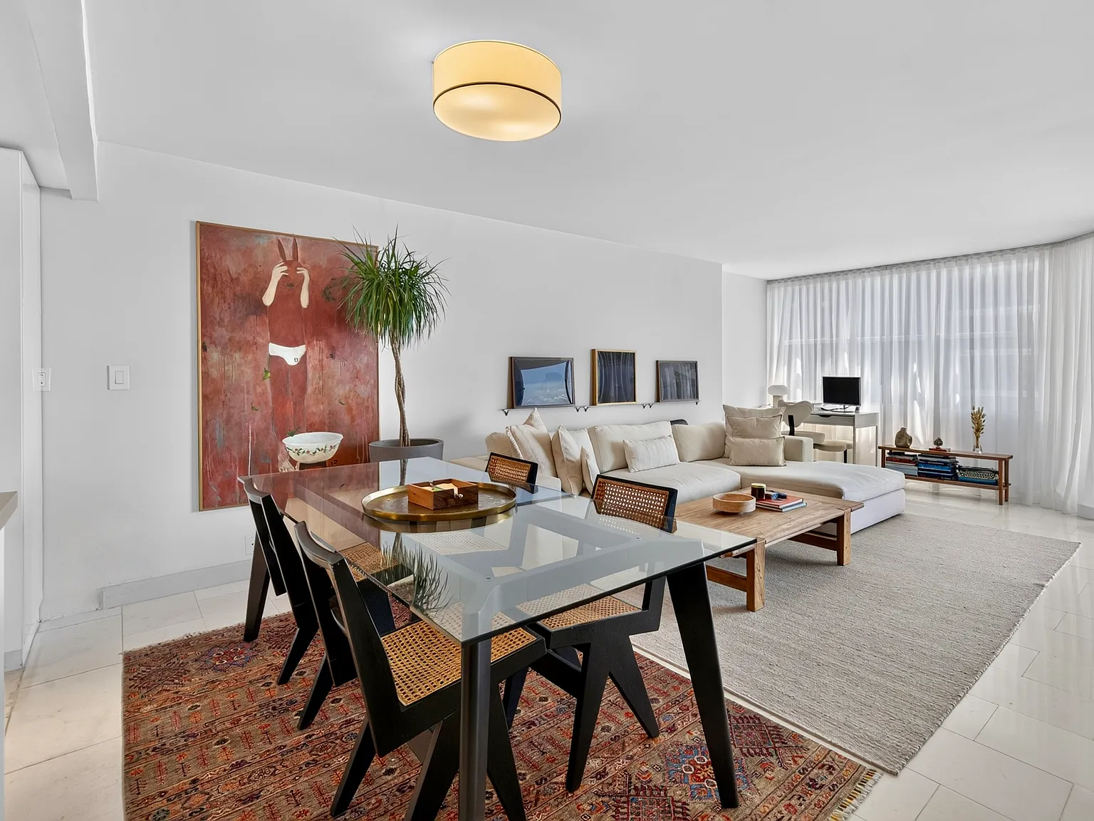 1 bed, 1064 sqft, $3,900 — Photo 2