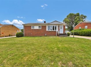 2755 Marda Dr, Parma, OH