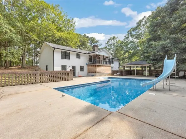 540 Bay Creek Rd, Loganville, GA 30052