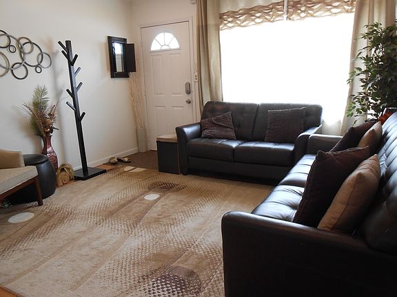 2nd image of 16 Island St