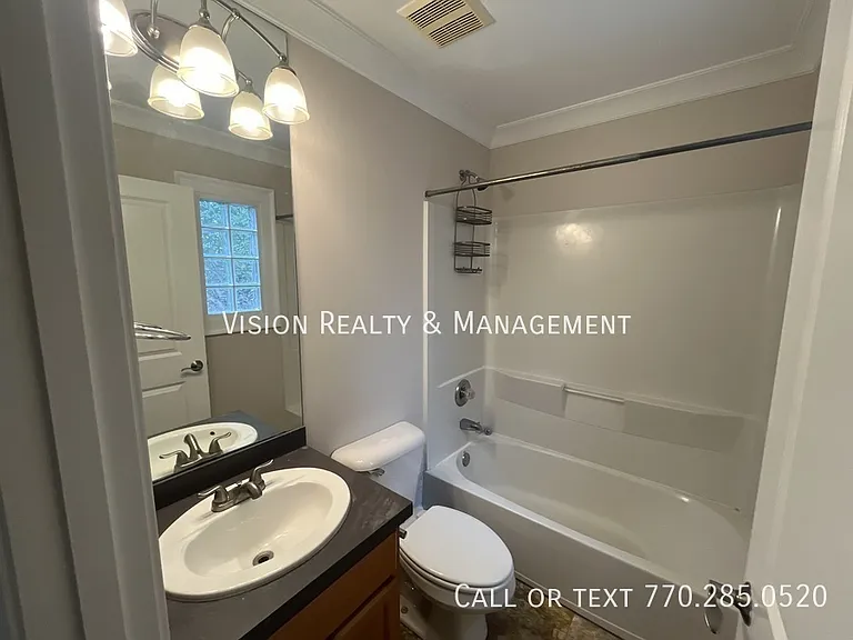 977 Cummings St SE — Photo 38