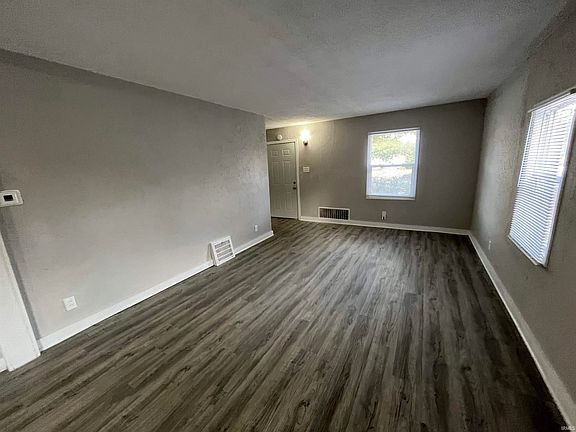 4th image of 1515 College St