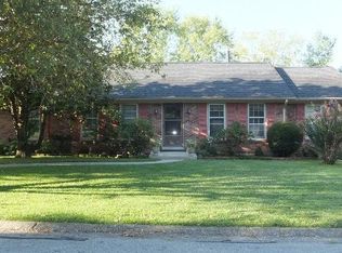121 Windridge Dr, Winchester, KY