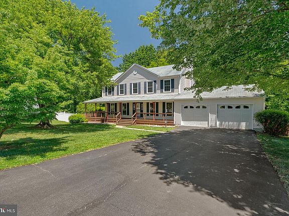 3rd image of 4687 Kassel Cir