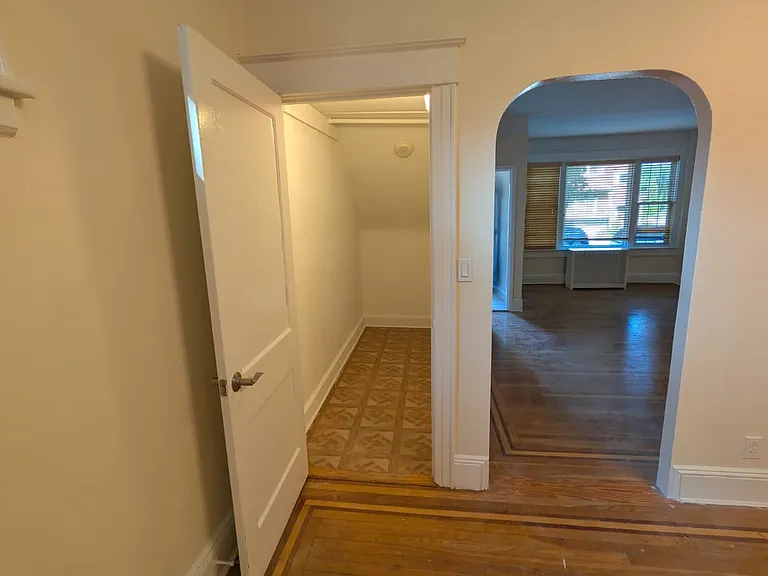 1395 Kearney Ave #B — Photo 4
