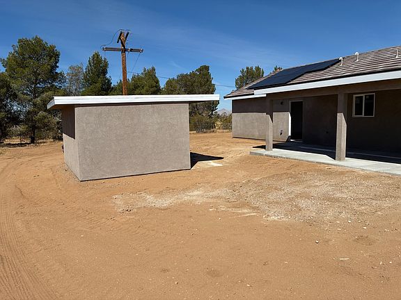 16 ft x 12 ft outbuilding. Fully insulated and finished.