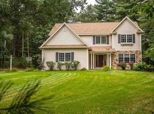 23 Summerfield Ln, Saratoga Springs, NY 12866