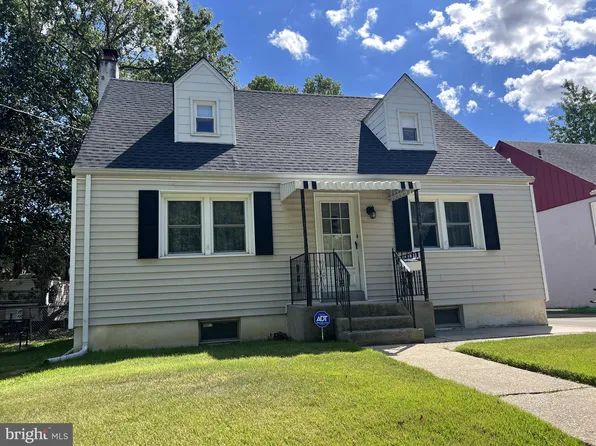 216 E Olive St, Westville, NJ 08093