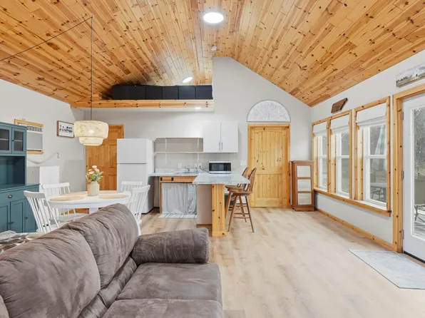 1015 Strawhill Rd SE, Cleveland, TN 37323