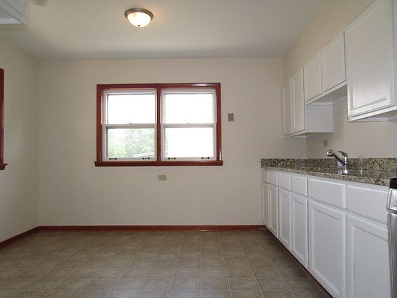 4th image of 428 Vassar Ln