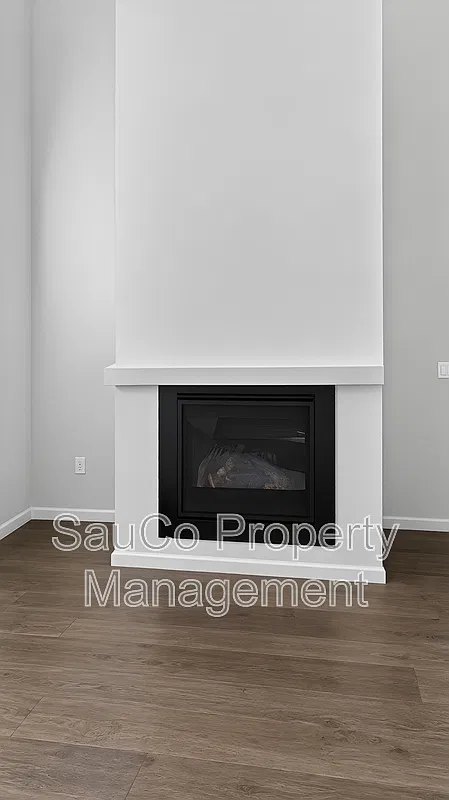3 bed, 2.5 bath, 2391 sqft, $2,995 — Photo 3