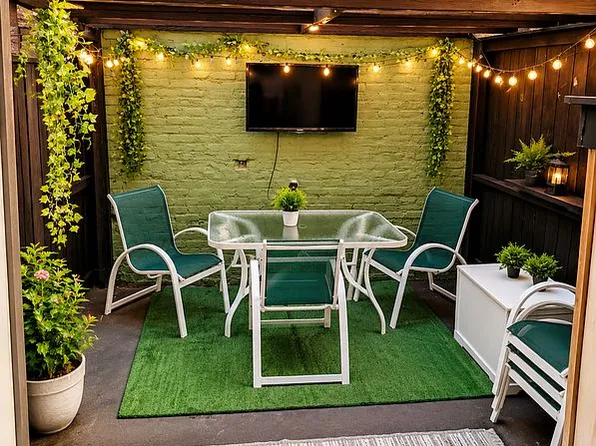 433 W 54th St APT 3, New York, NY 10019