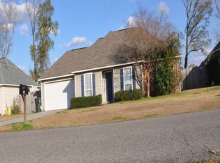 17084 Fox Ridge Dr, Prairieville, LA 70769