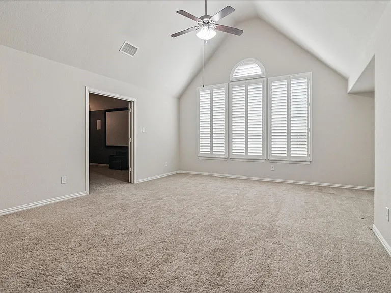 1618 Whirlaway Ct — Photo 10