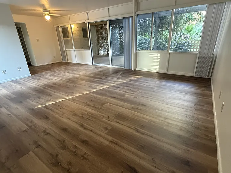 The Hibiscus Biltmore Apartments — Photo 29