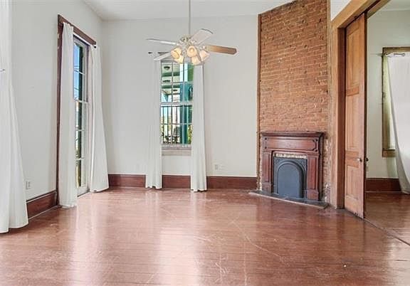 3rd image of 2412 Magazine St #A