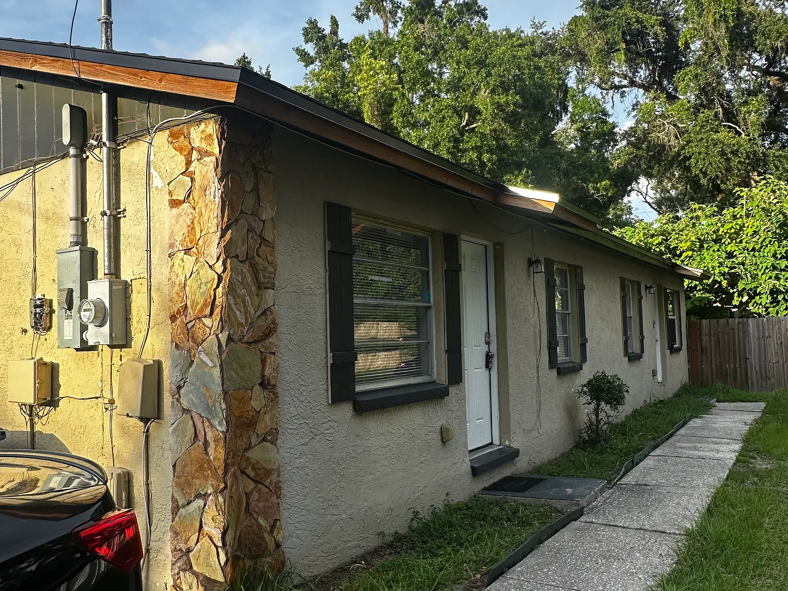 2 bed, 940 sqft, $1,500 — Photo 3