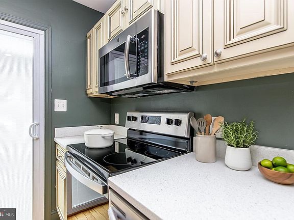 4th image of 13206 Van Brady Rd