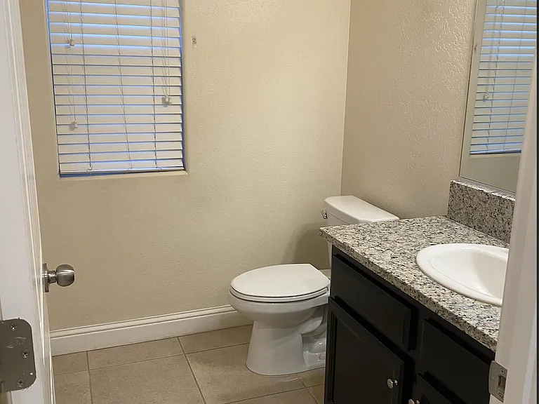4029 Sierra Madre Ave — Photo 39