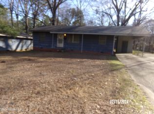 3132 Charleston Dr, Jackson, MS 39212