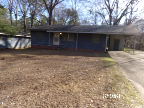 3132 Charleston Dr, Jackson, MS 39212