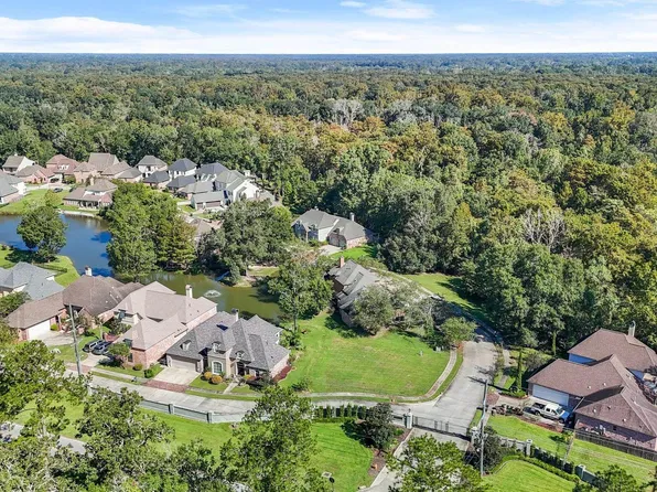 19669 River Breeze Dr, Baton Rouge, LA 70816