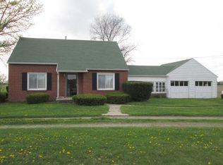 7097 N State Highway 130, Dundas, IL 62425