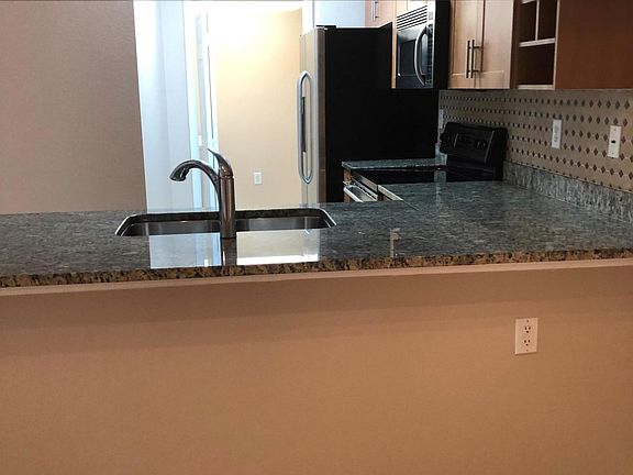 5th image of 6511 Emerald Dunes Dr APT 206