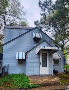 261 57th Pl NE, Fridley, MN, 55432