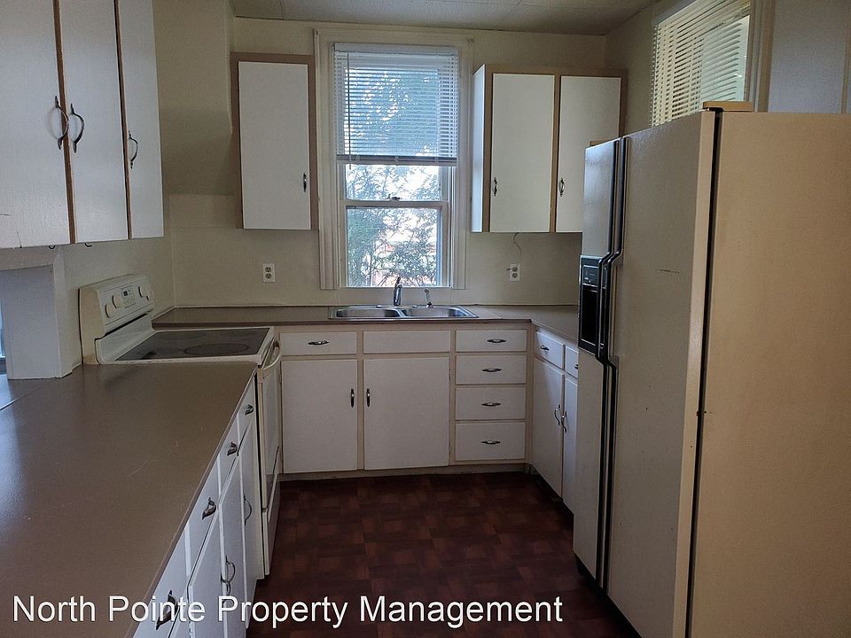 1st image of 16 S Lincoln Ave APT 1