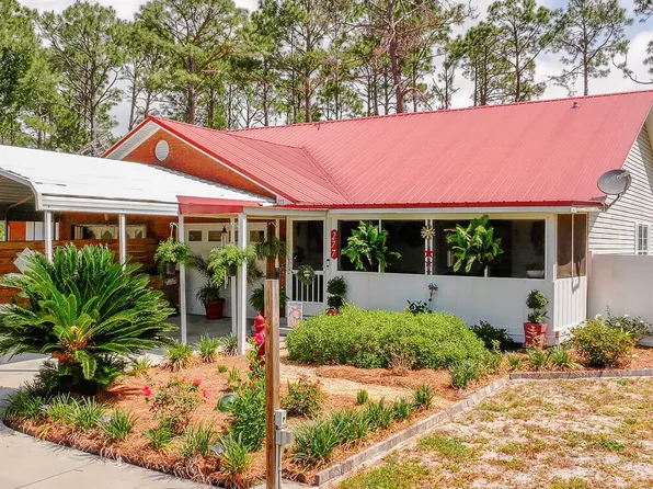 277 Country Club Rd, Port Saint Joe, FL 32456