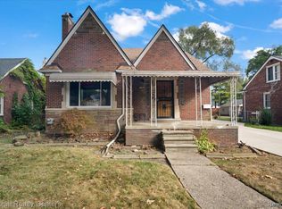 21234 Cyman Ave, Warren, MI 48091