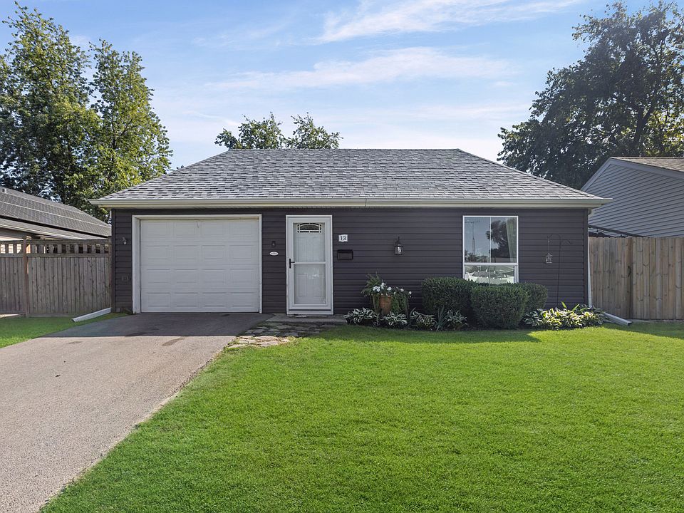 1st image of 130 Tealwood Rd
