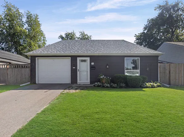 130 Tealwood Rd, Montgomery, IL 60538