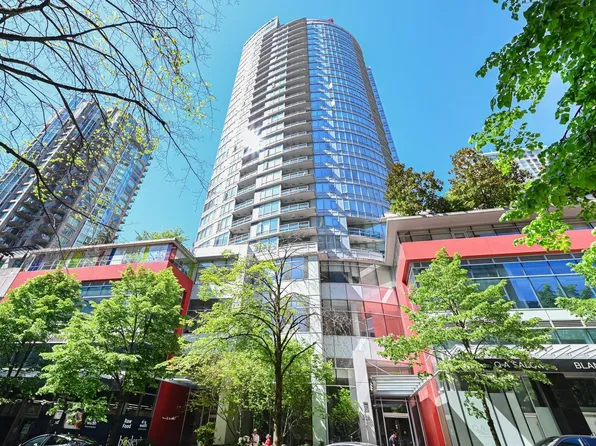 833 Homer St #2205, Vancouver, BC V6B 0H4
