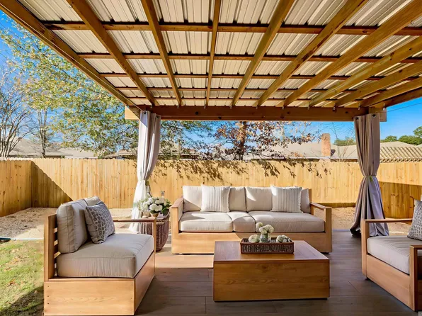 6529 Silver Oak Dr, Baton Rouge, LA 70817