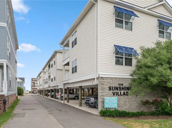 1218 W Ocean View Ave APT E, Norfolk, VA 23503