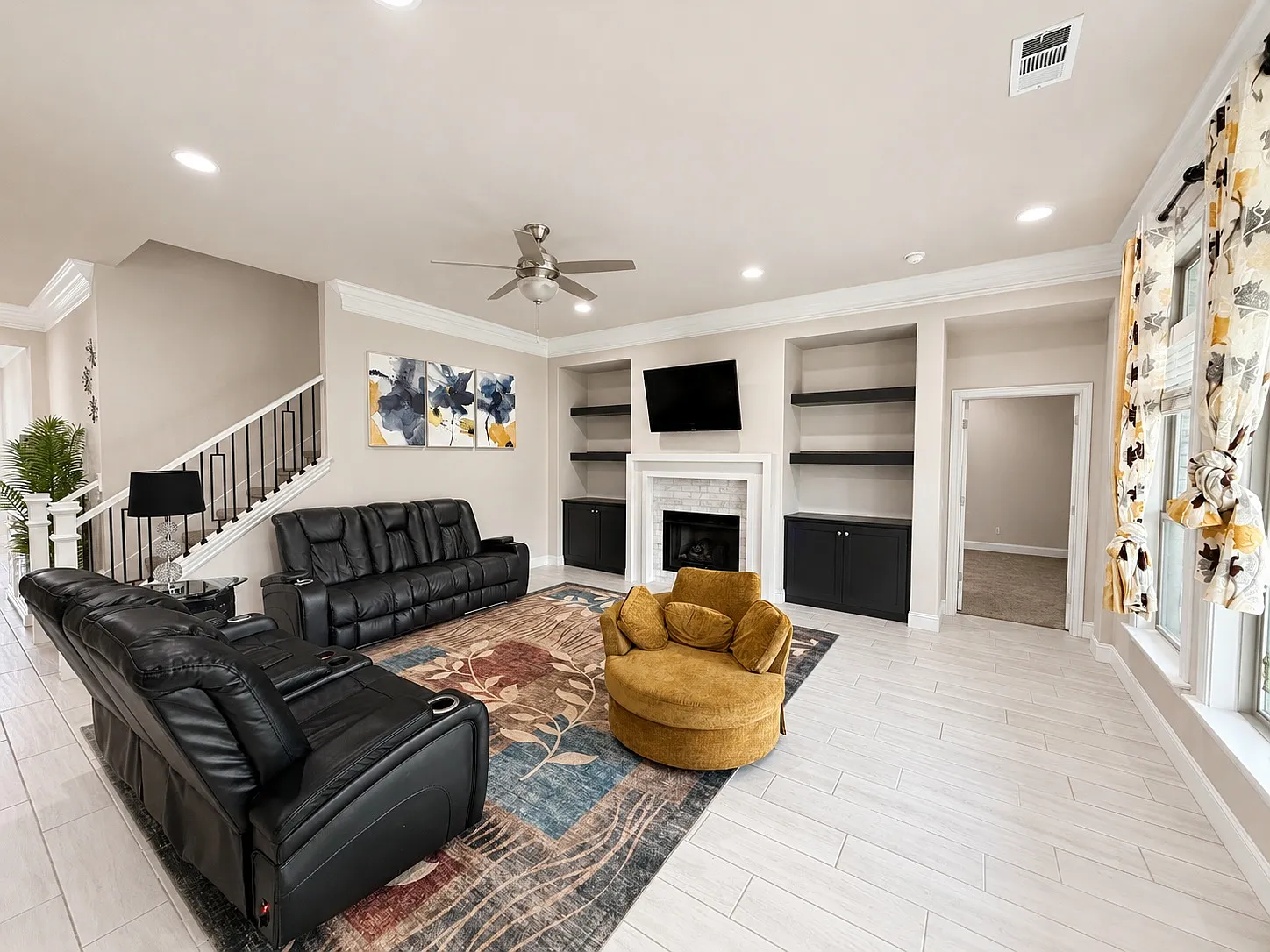 4 bed, 3.5 bath, 3173 sqft, $3,600 — Photo 4