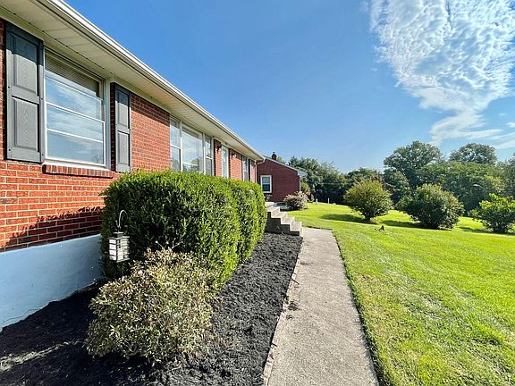 4th image of 5712 Barns Ave