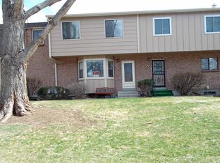 484 S Balsam St, Lakewood, CO 80226