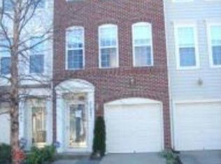 11407 Log Ridge Dr, Fairfax, VA 22030